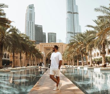 free-photo-of-tourist-strolling-near-burj-khalifa-in-dubai
